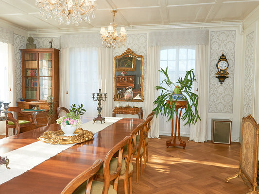 Tapeten mit Geschichte im Haus zum Wilden Mann