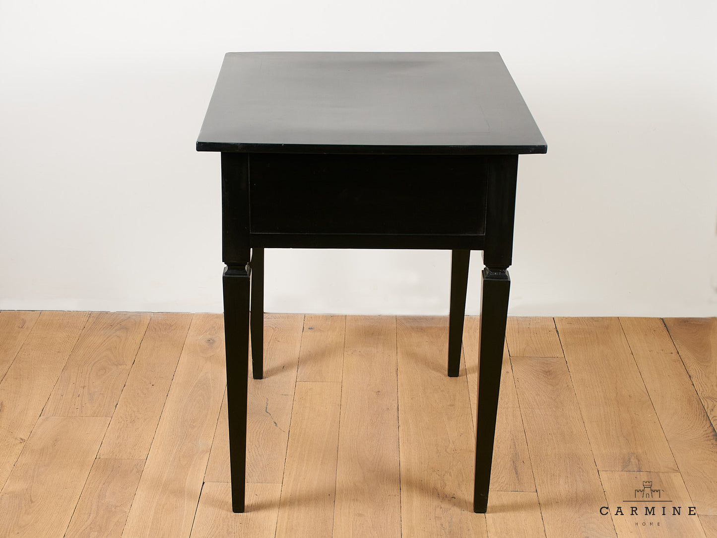 Black dining table