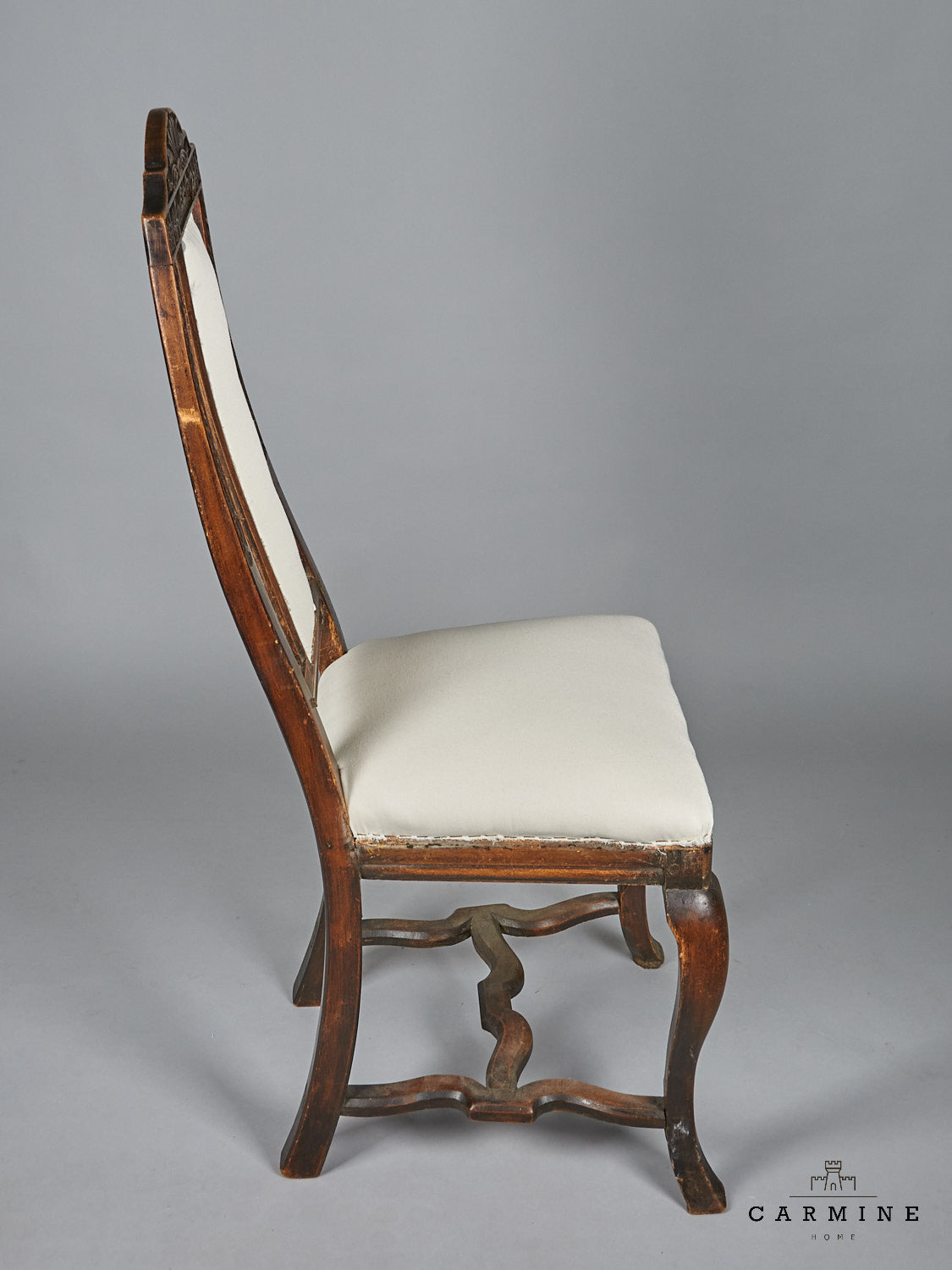 1 pair of tongue chairs