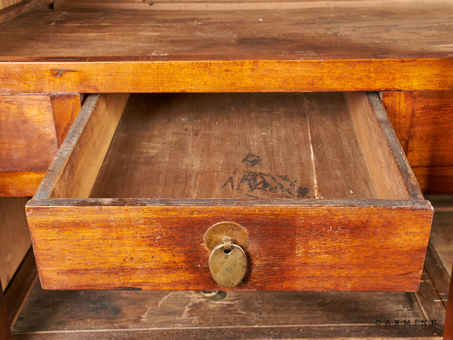 Aufsatzschrank, 19. Jahrhundert