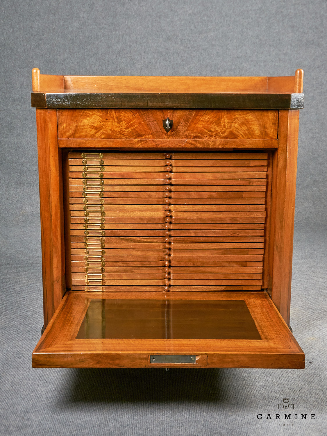 Armoire à monnaie, Biedermeier vers 1840, fraîchement restaurée