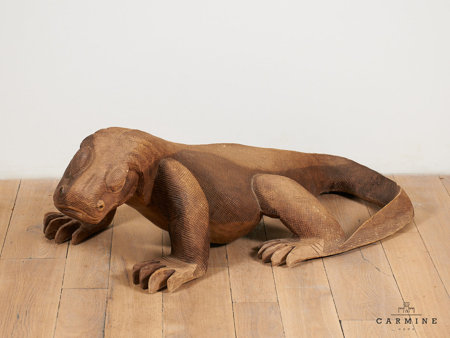 Varan, bois sculpté