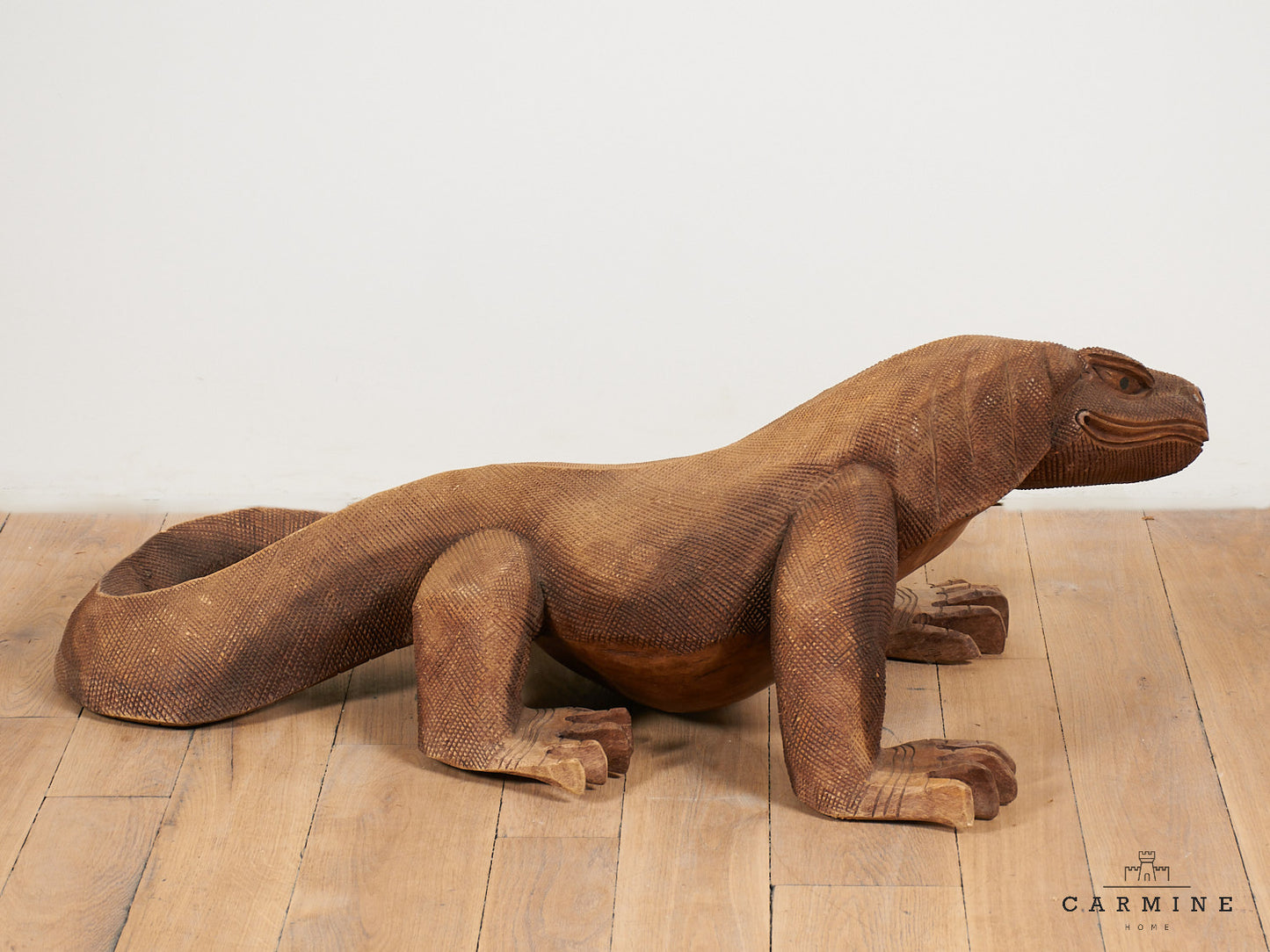Varan, bois sculpté