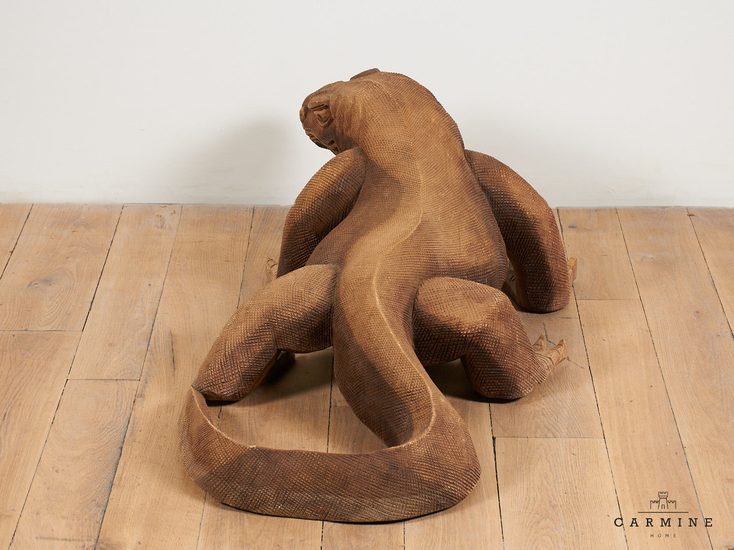 Varan, bois sculpté