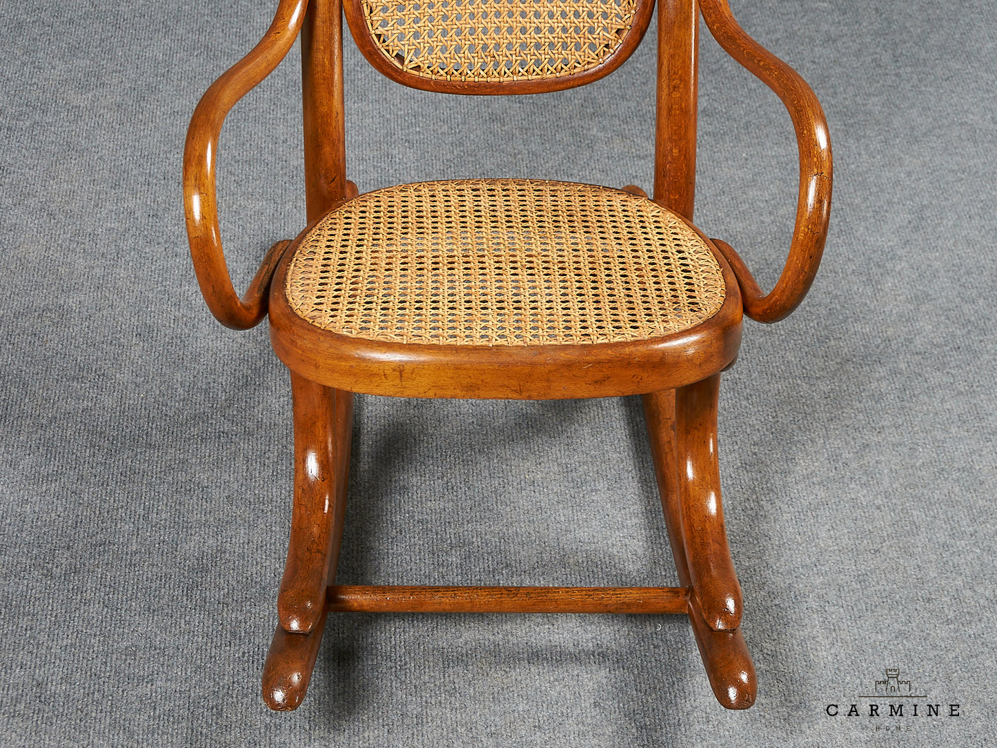 Fauteuil à bascule pour enfant Thonet vers 1910