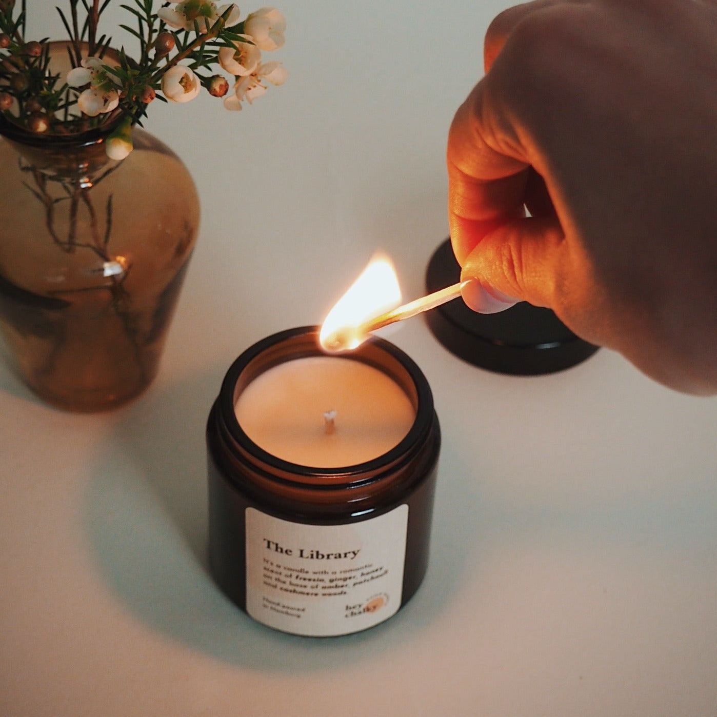 The Library 100 g. Kerze-2