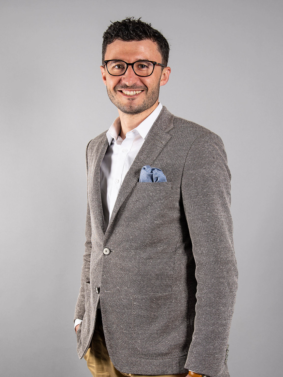 Geschäftsleitung Möbelrestaurierung und Kundenberatung Bern