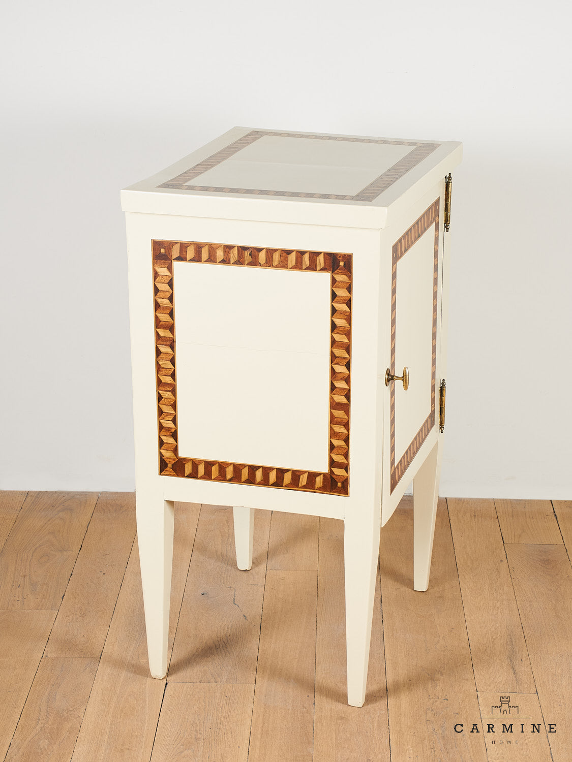 Side table "Patina" Ivory