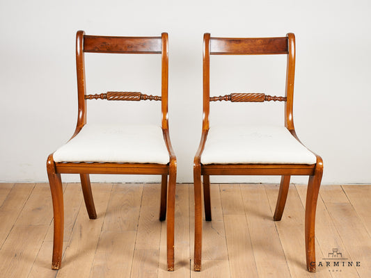 1 pair of English chairs, 19th century