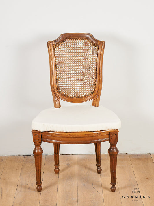 1 geflochtener Stuhl, 18. Jahrhundert mit Sitzkissen