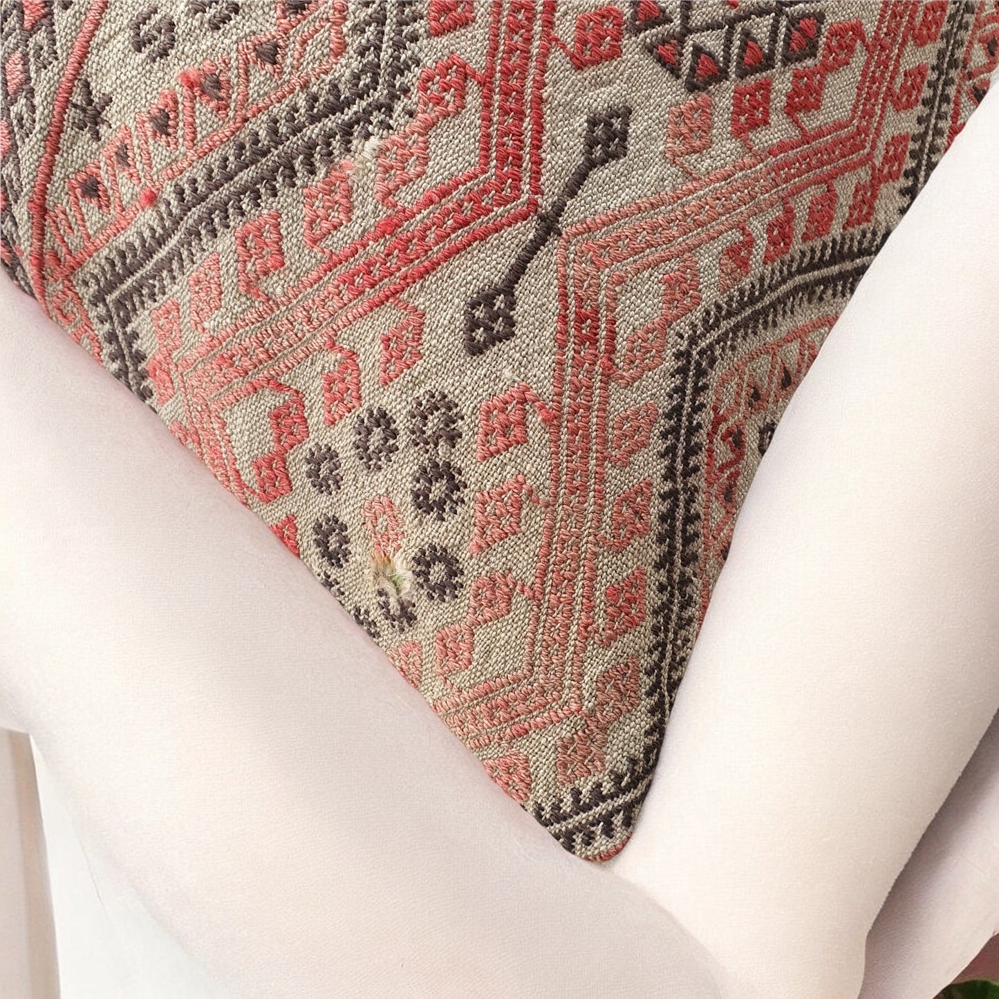 Echos of the Loom - Traditional kilim - Cushion Cover-4