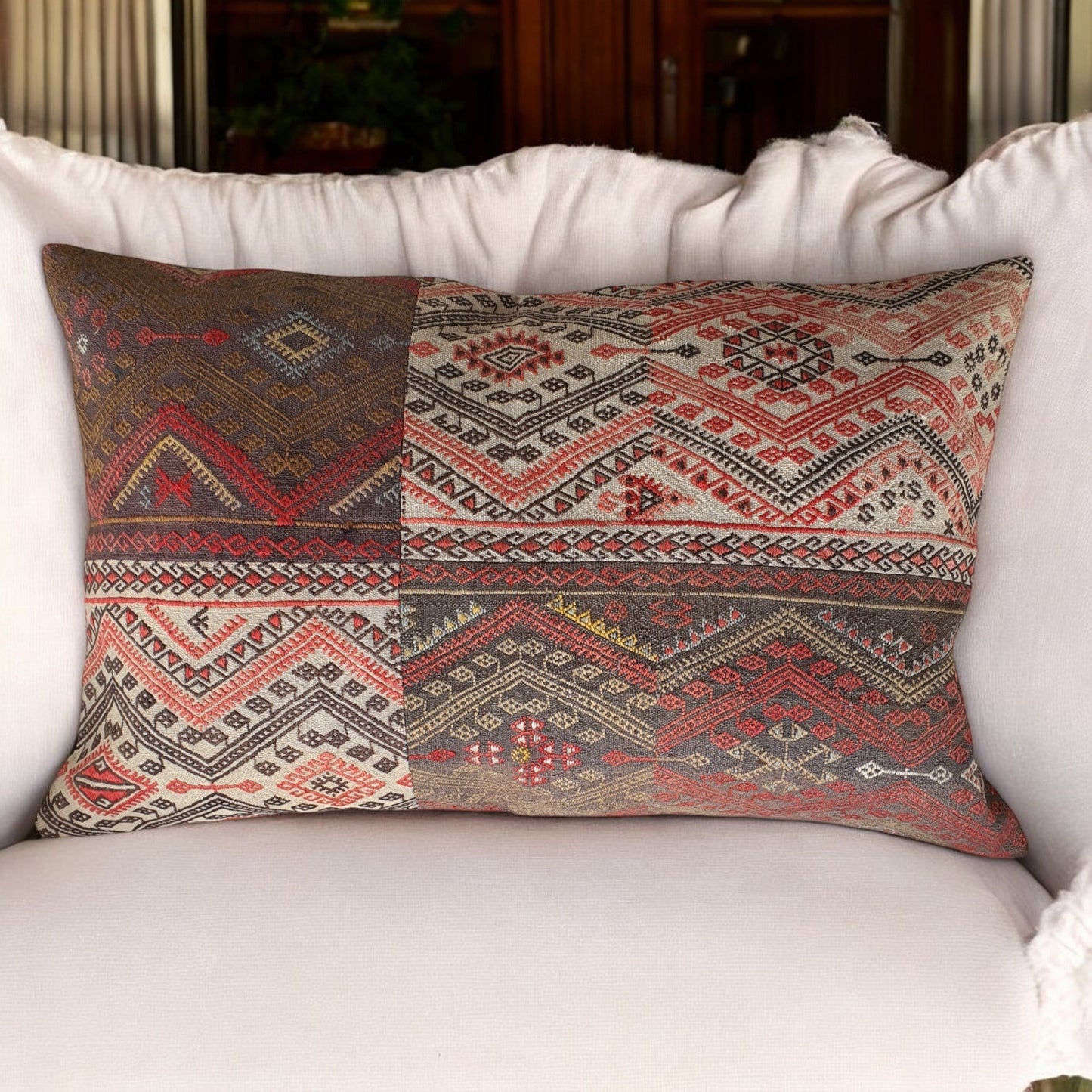 Echos of the Loom - Traditional kilim - Cushion Cover-0