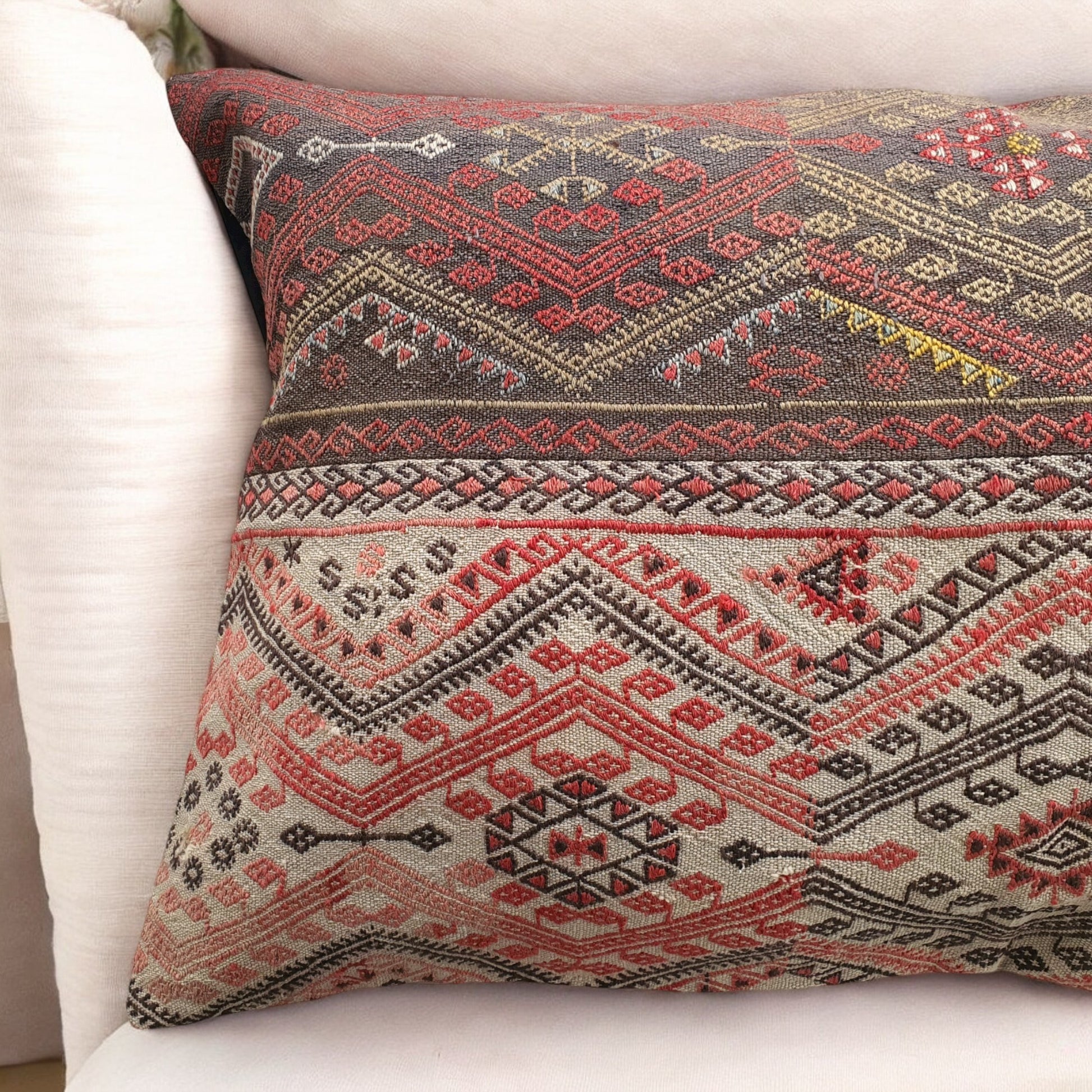 Echos of the Loom - Traditional kilim - Cushion Cover-3