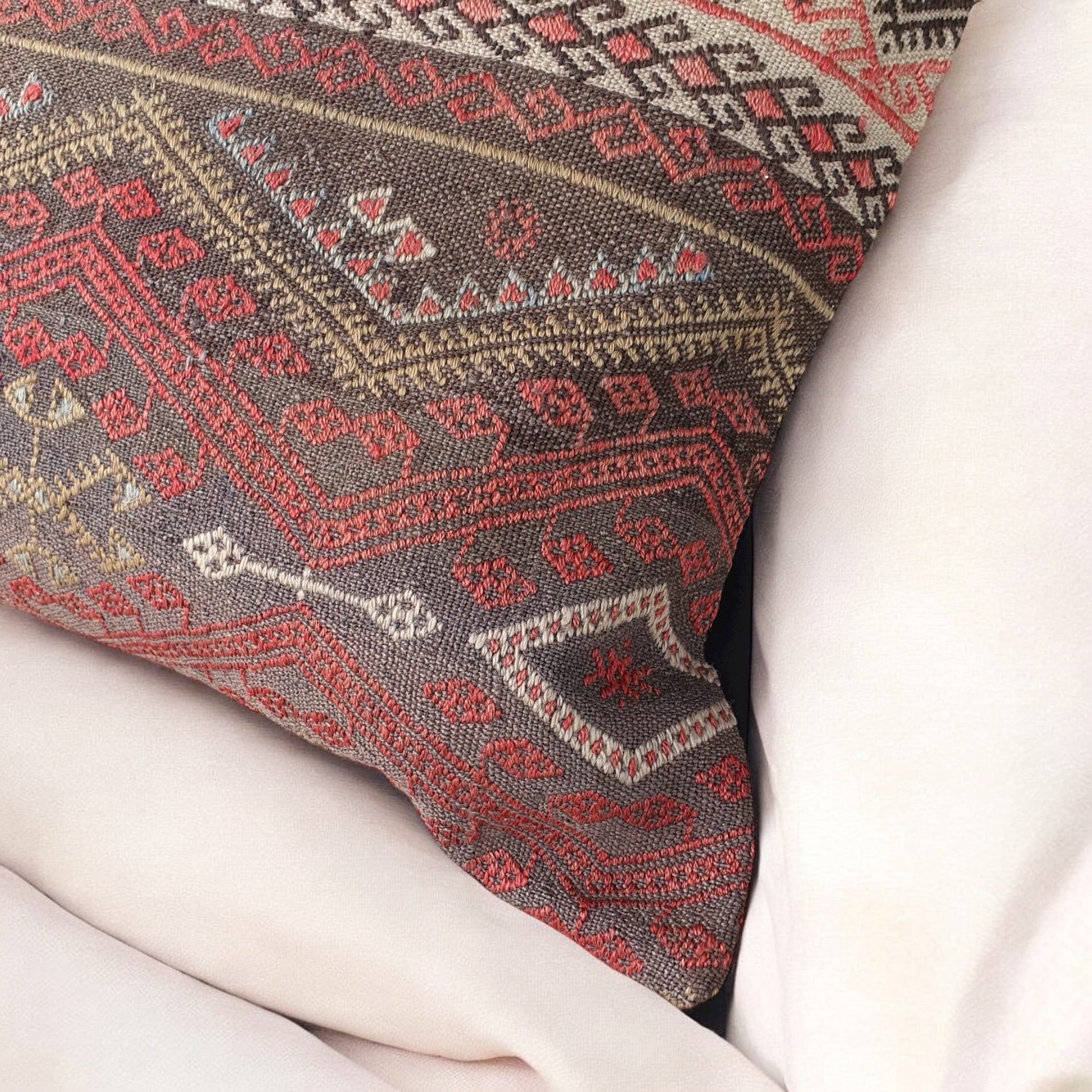 Echos of the Loom - Traditional kilim - Cushion Cover-8