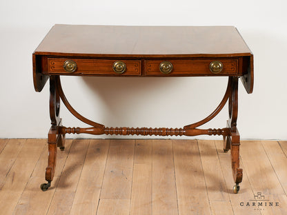 Table de canapé ou bureau vers 1830