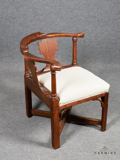 Corner chair (writing chair) around 1750